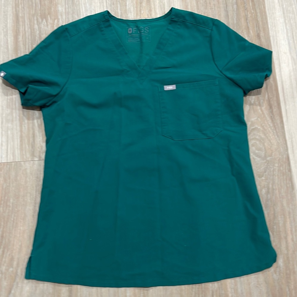 Green Medium Figs Scrub top